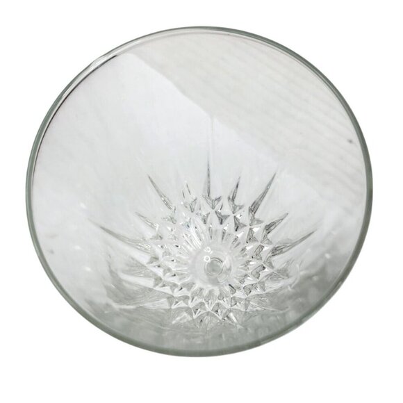 Clear Crystal Claret Wine Glasses Set Of 2 With Intricate Starburst Base Design - Picture 3 of 5